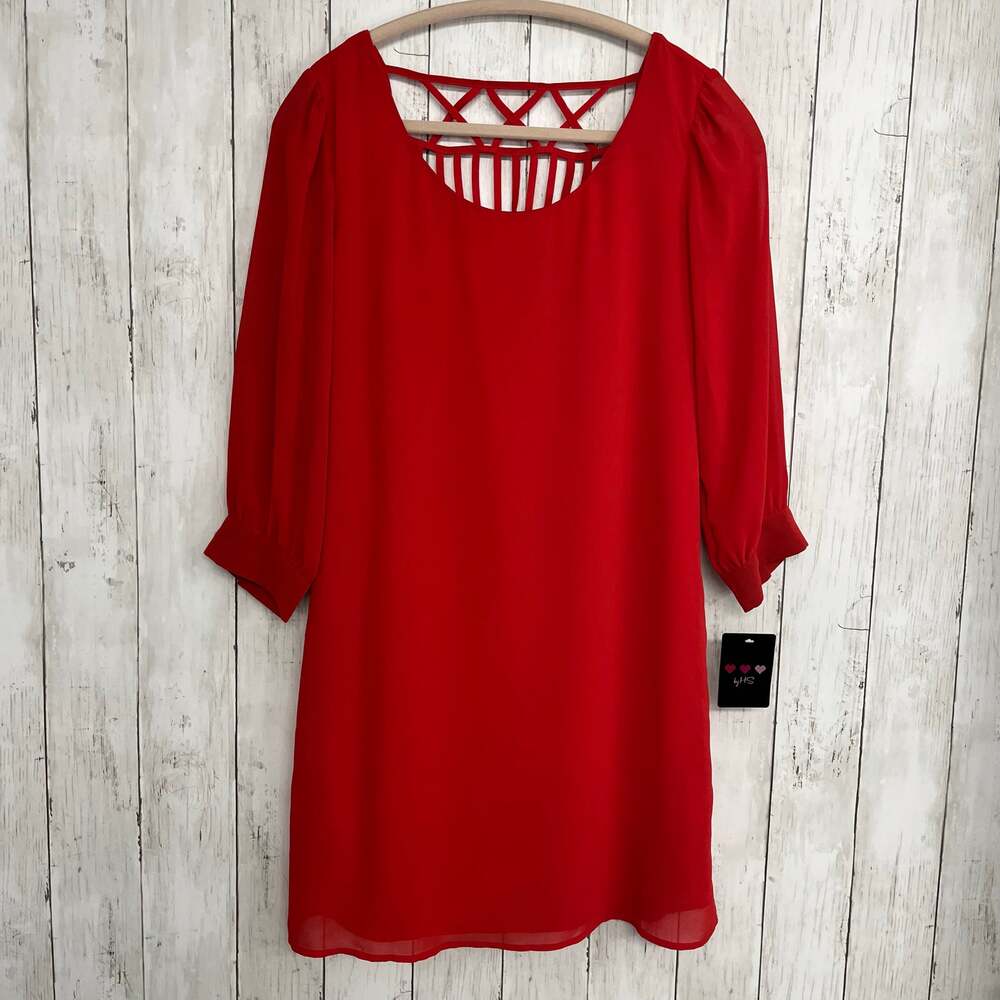 Red 3/4 Sleeve Cut Out Back Flowy Holiday Christmas Valentines Day Dress Medium